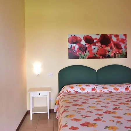 Sleeps 2 Pool Wifi T764326 Appartement Montescaglioso