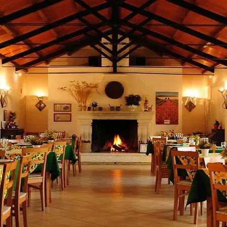 Sleeps 2 Pool Wifi T764326 Appartement *