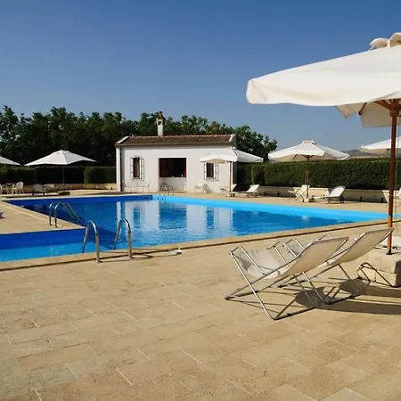 Sleeps 2 Pool Wifi T764326 Appartement