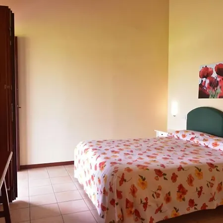 Sleeps 2 Pool Wifi T764326 Appartement